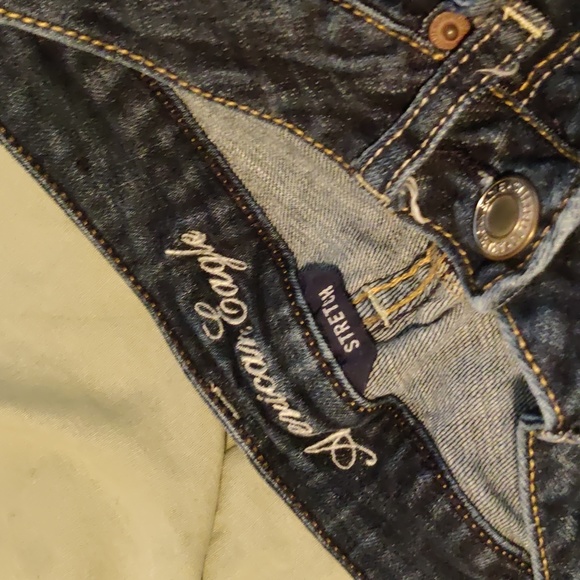 Skinny leg jeans with sequin on the back pockets - Picture 2 of 4